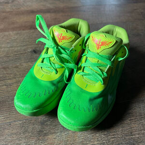 Boys Puma MB.01 LaMelo Ball Sneakers 2.5 (Little Boy) Green